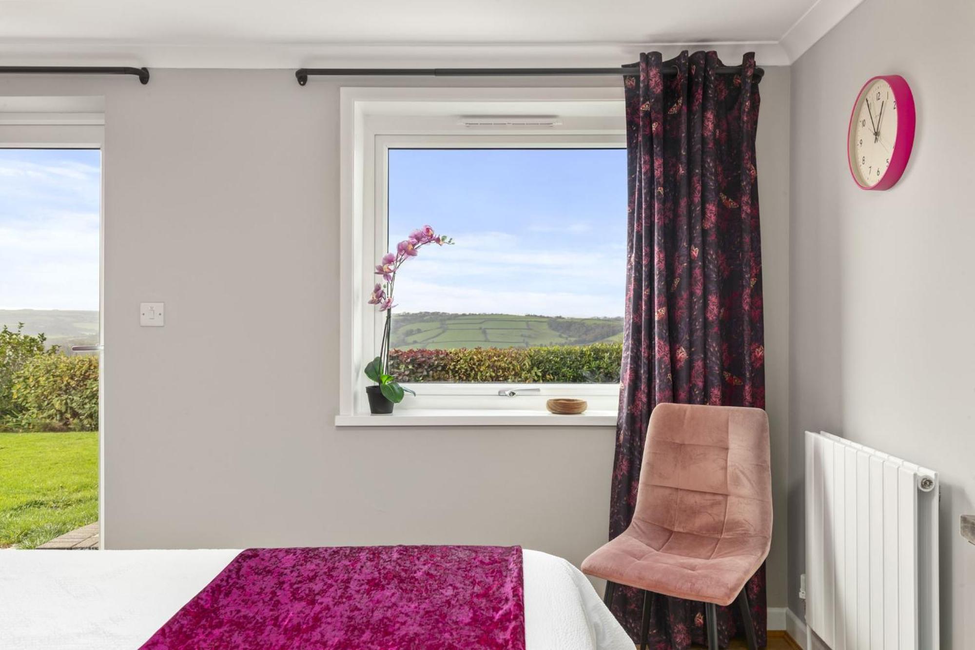 The Hidden Valley - A Stylish Rural Retreat, Perfect For Families St Clears Exterior photo